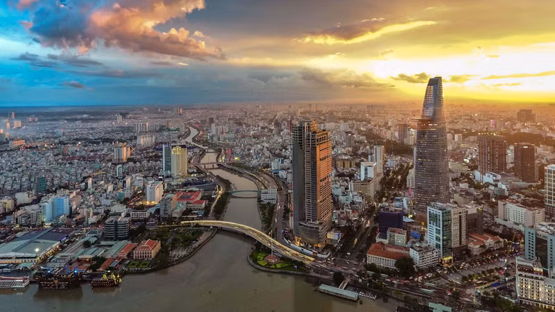 附图：胡志明市一角。