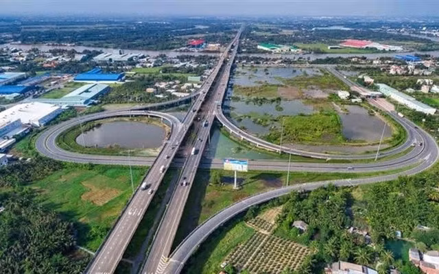 附图。