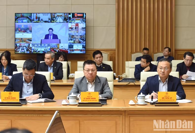 与会代表。