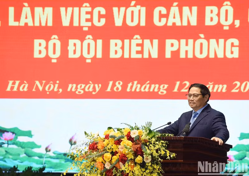 范明正总理在会谈上发表讲话。