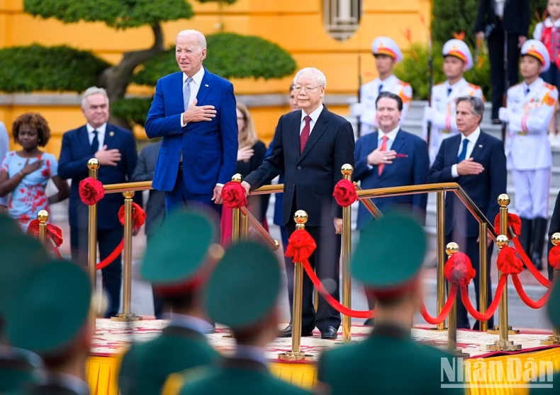 越共中央总书记阮富仲和美国总统拜登。