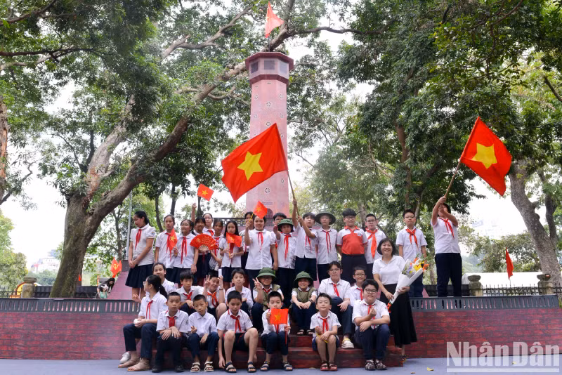 学生们合影。