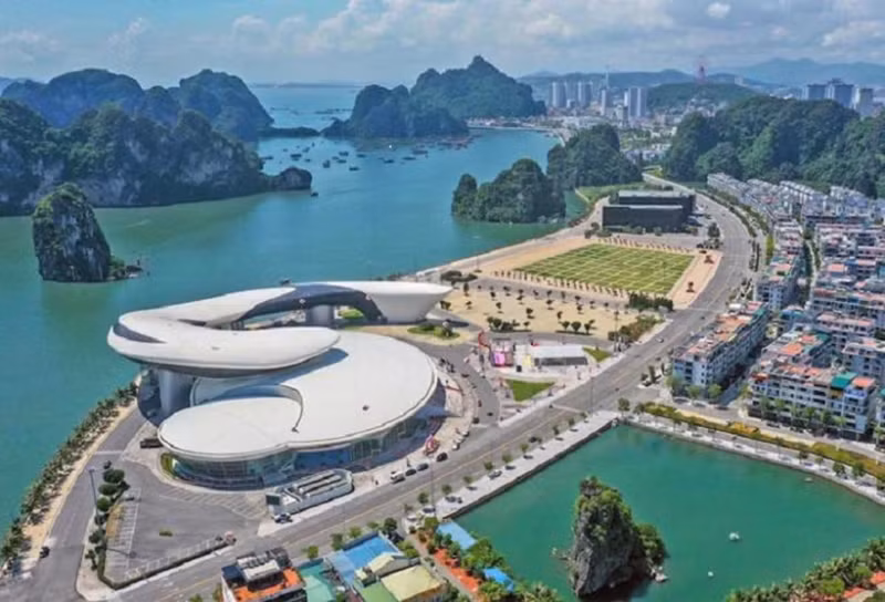 附图。