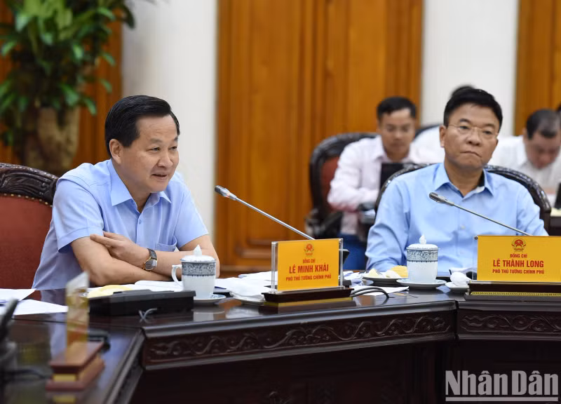 政府副总理黎明概在会上发表讲话。