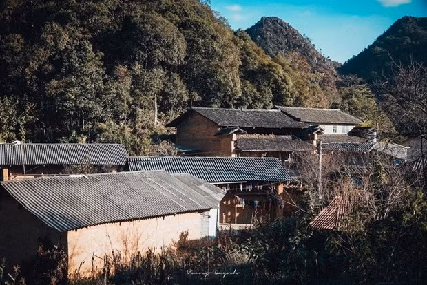 劳沙村有着山区村庄特有的美，那就是宁静、祥和，远离喧嚣。