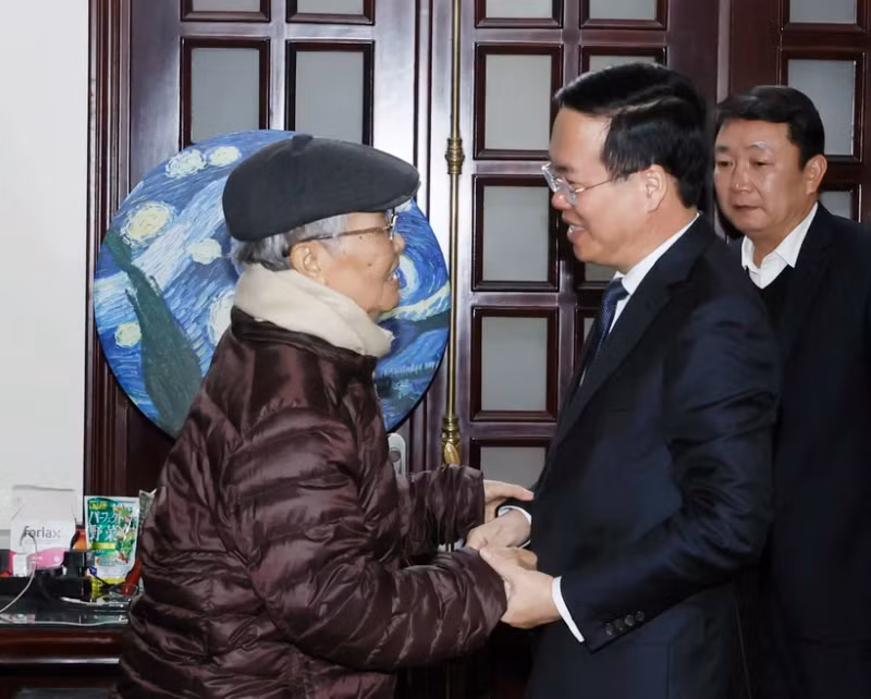 武文赏主席拜访了前国家主席陈德良。