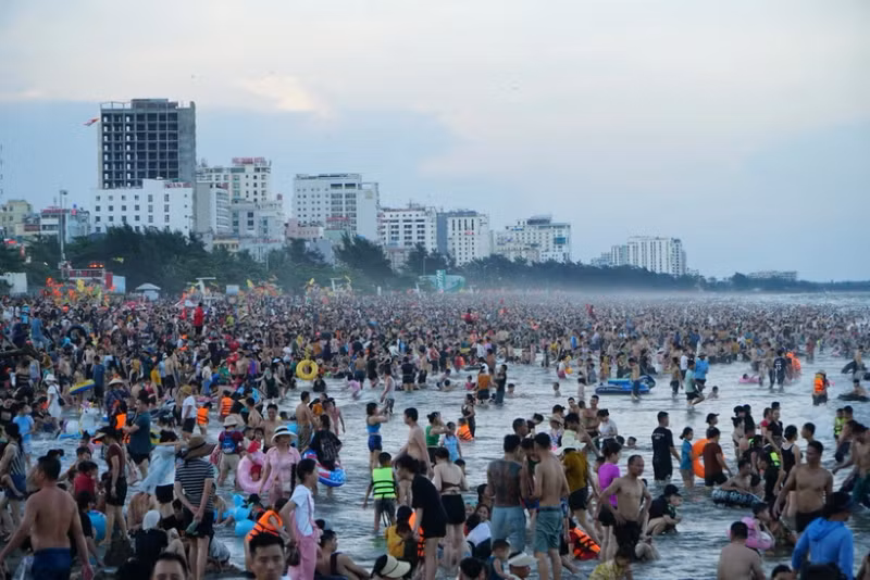 附图： 岑山海滩。