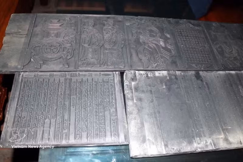 海防市安富乡百间寺保存的木刻板。