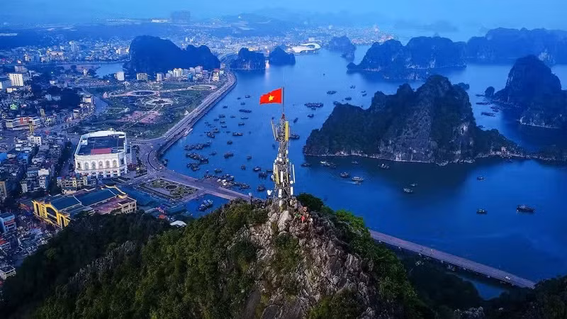 越南凭借强劲的经济增长动能与结构性发展动力的叠加效应，正加速凸显其区域亮点地位。