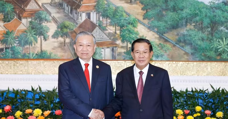 越共中央总书记苏林与洪森亲王。