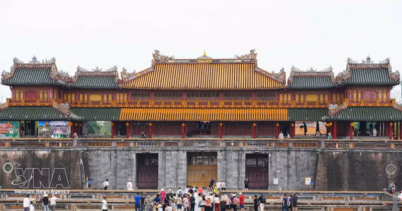 附图。