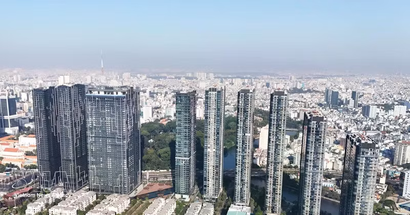 附图。