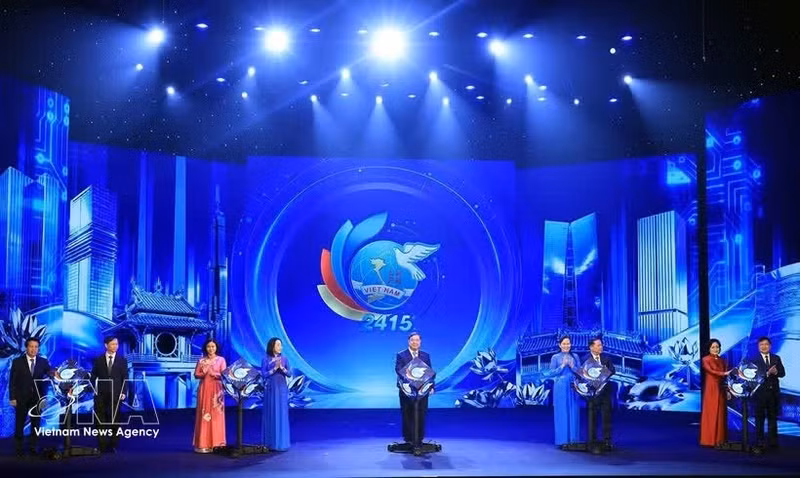 “2027年妇女创新创业，提升越南品牌价值”竞赛举行启动仪式。（图片来源：越通社）