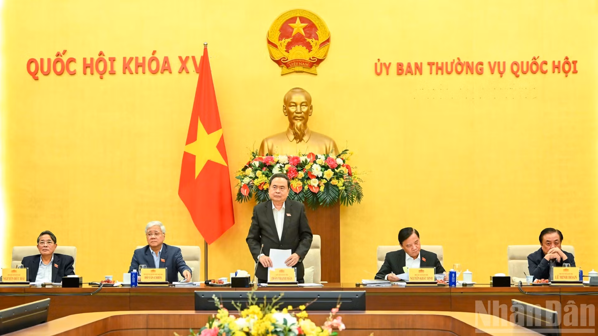 01-8204.jpg
