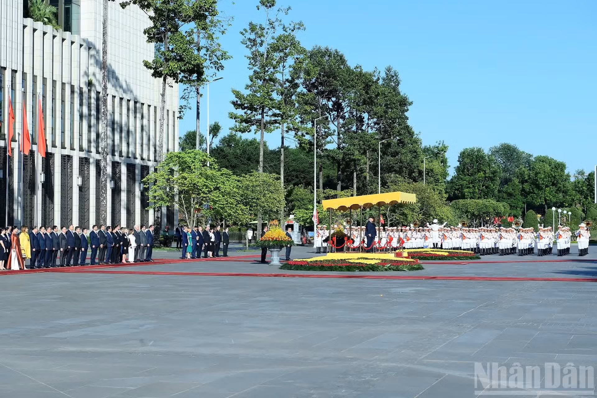 03-3702.jpg