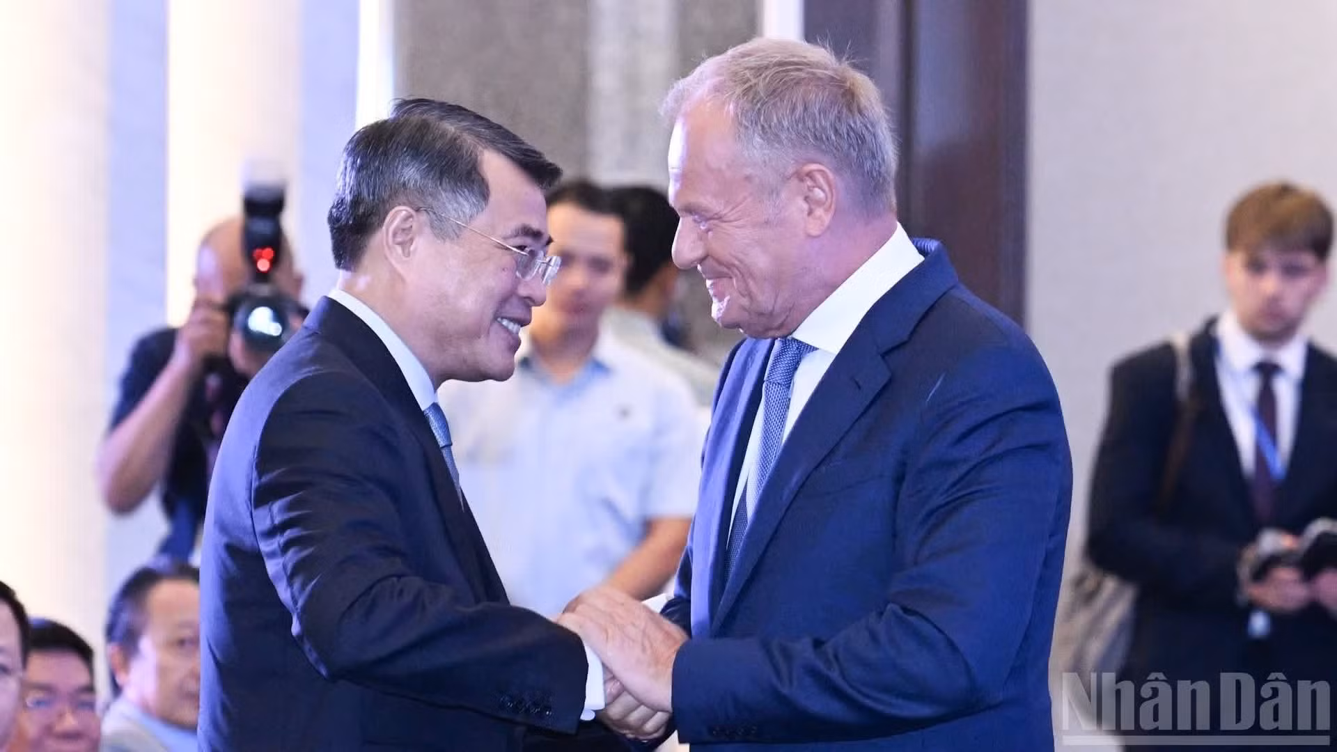 越南政府总理黎明兴和波兰共和国总理唐纳德·图斯克。