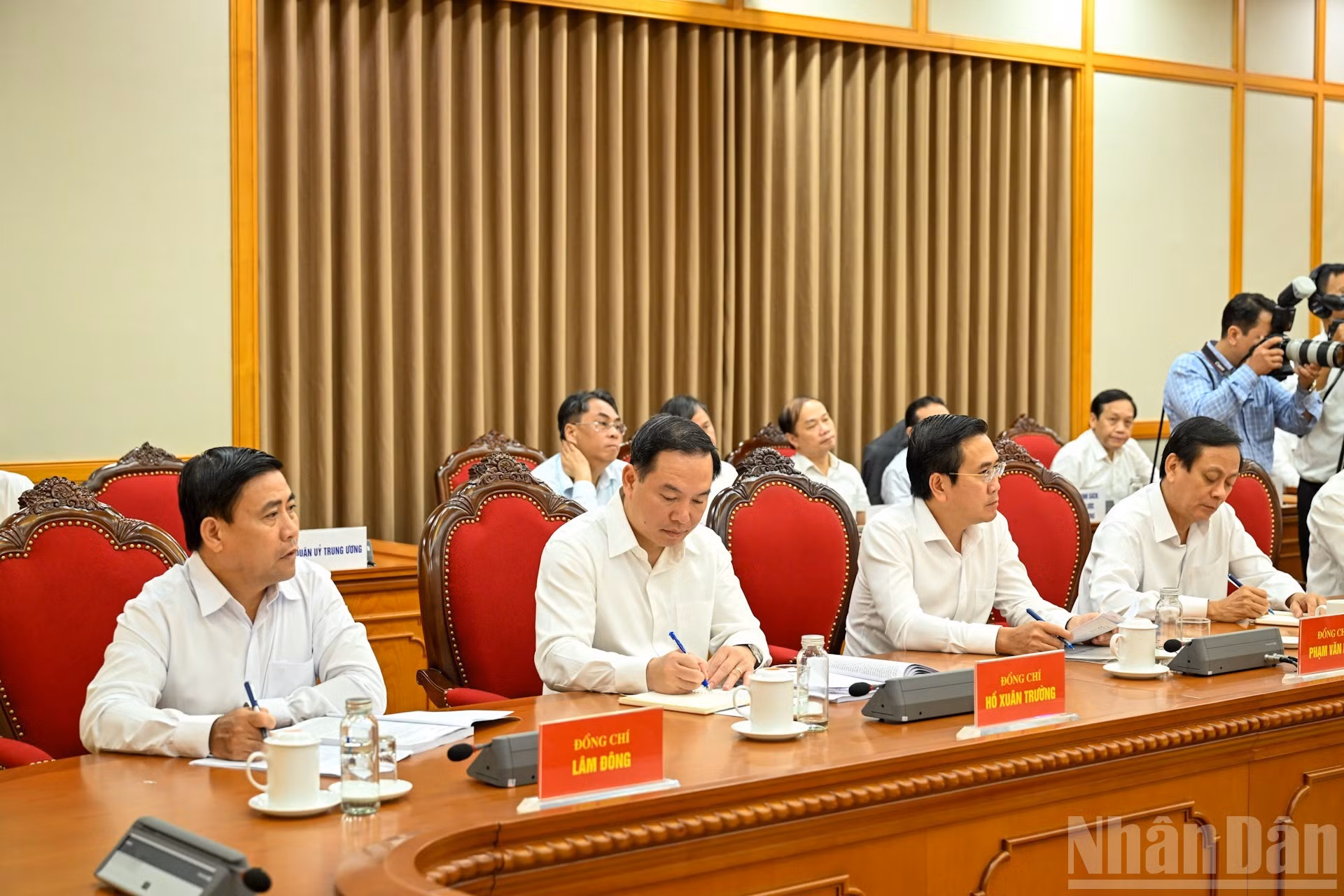 05-6871.jpg