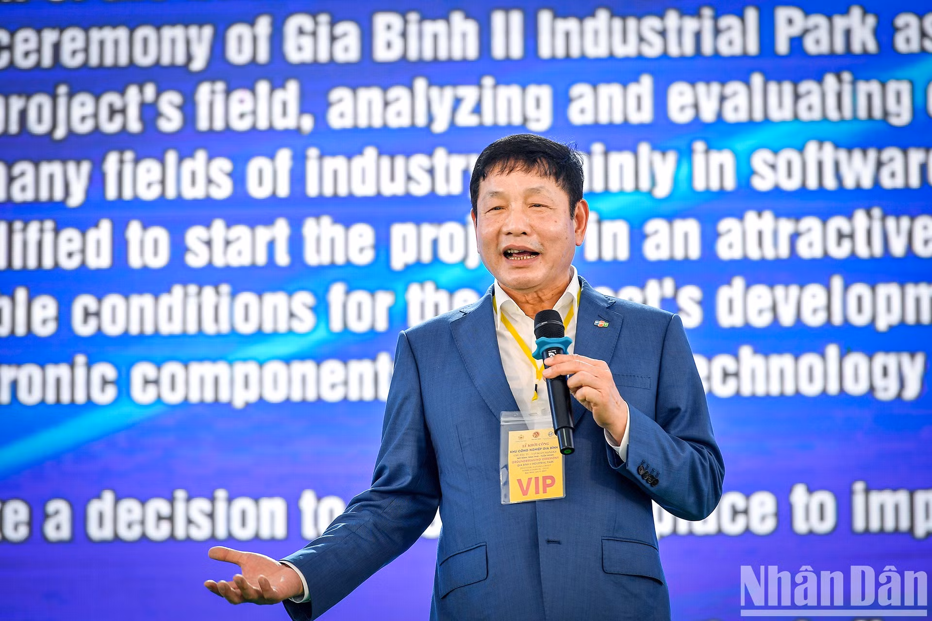 项目合作伙伴之一FPT公司董事会主席张嘉平发表讲话。 项目合作伙伴之一FPT公司董事会主席张嘉平发表讲话。
