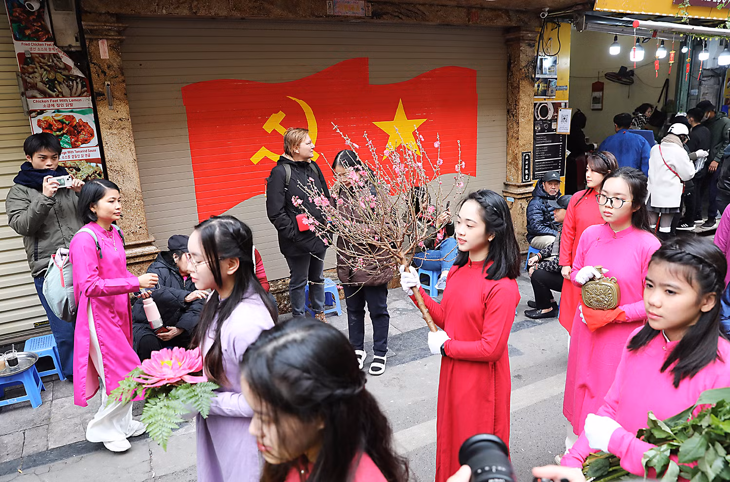 今年节目面向庆祝2月3日建党日。