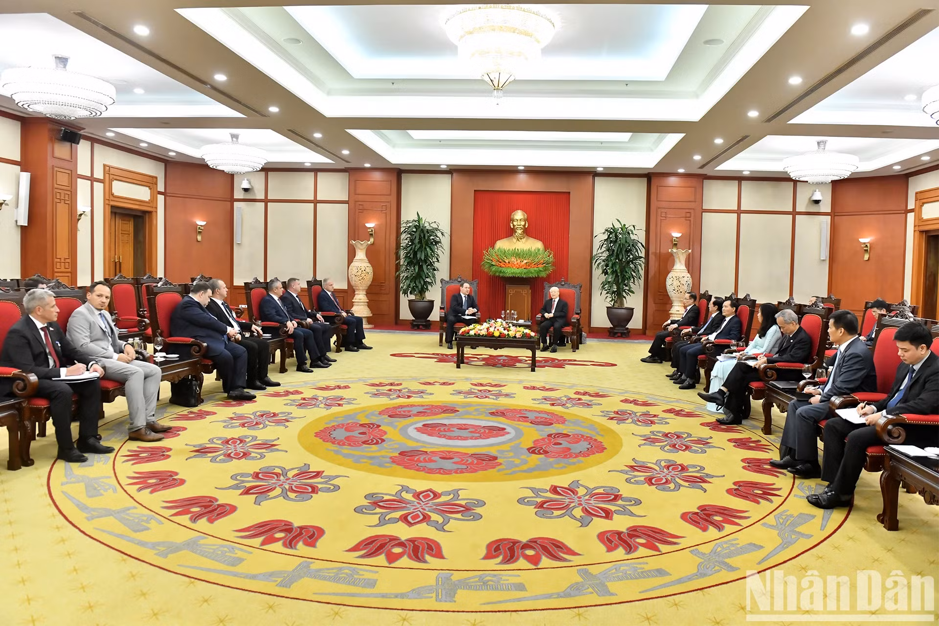 会见场景。