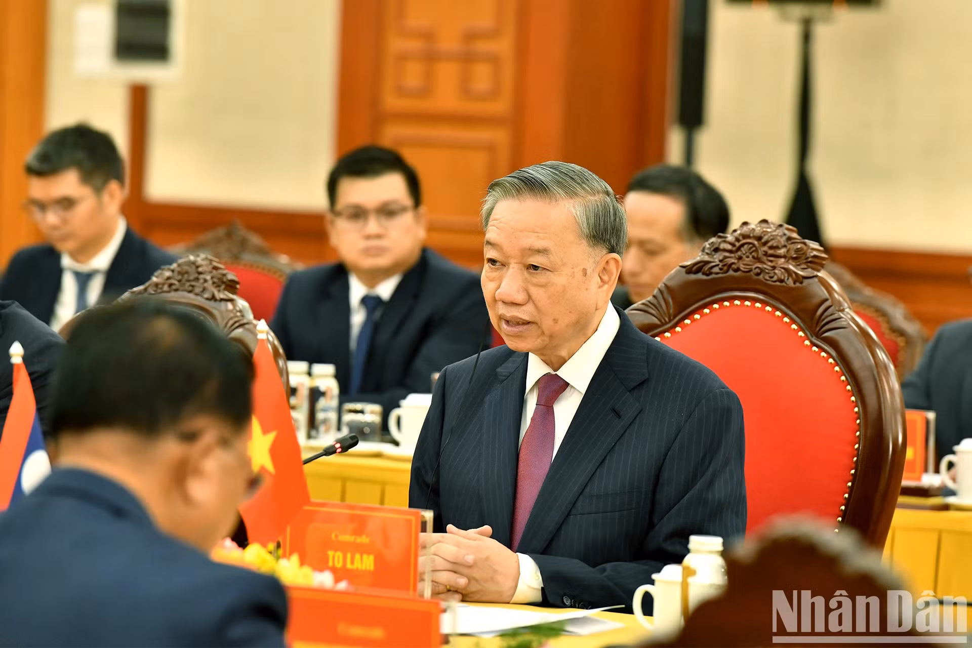越共中央总书记、国家主席苏林在会谈中发表讲话。