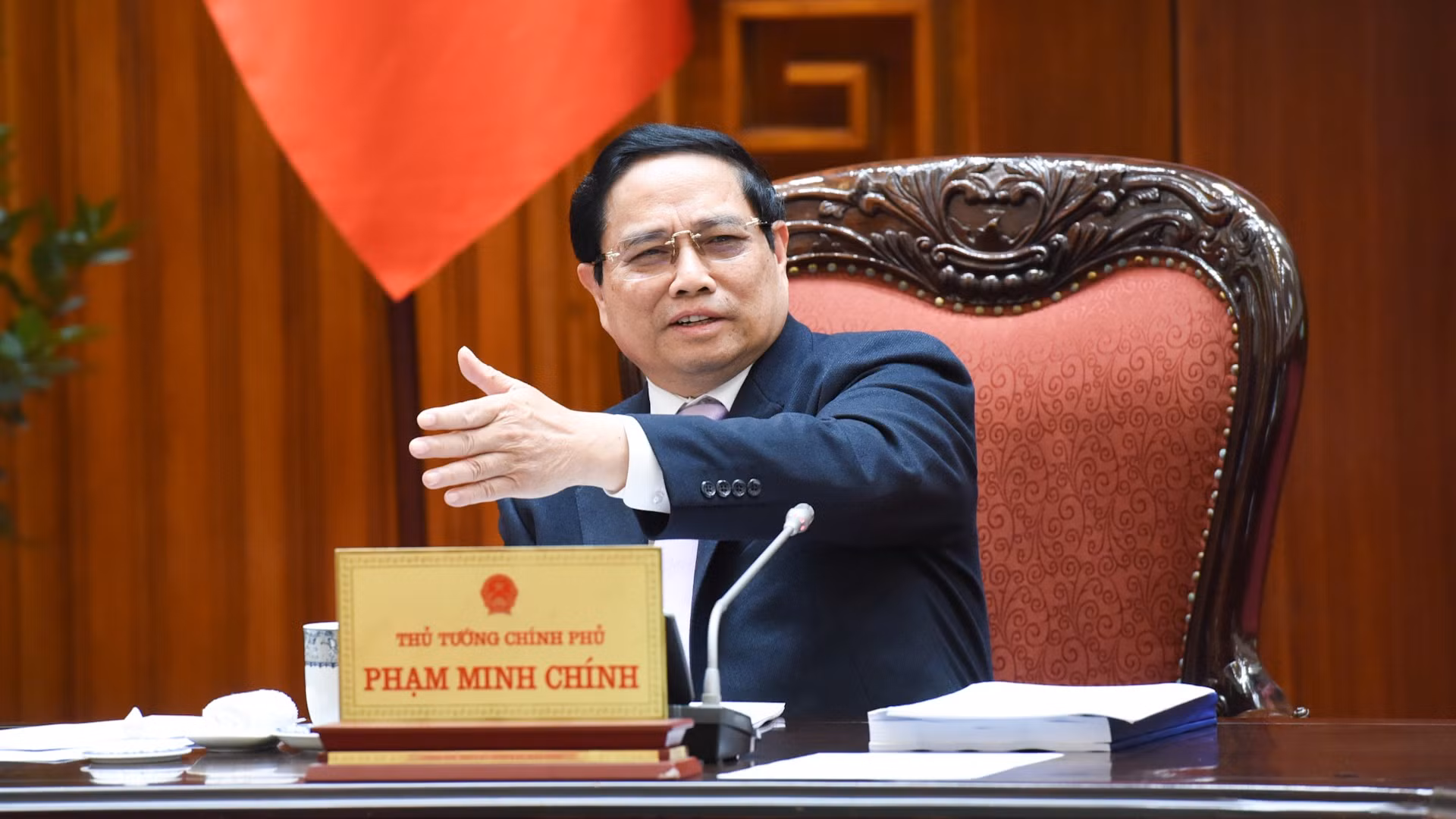 越南政府总理范明正主持召开政府组织机构调整指导委员会第十次会议【组图】