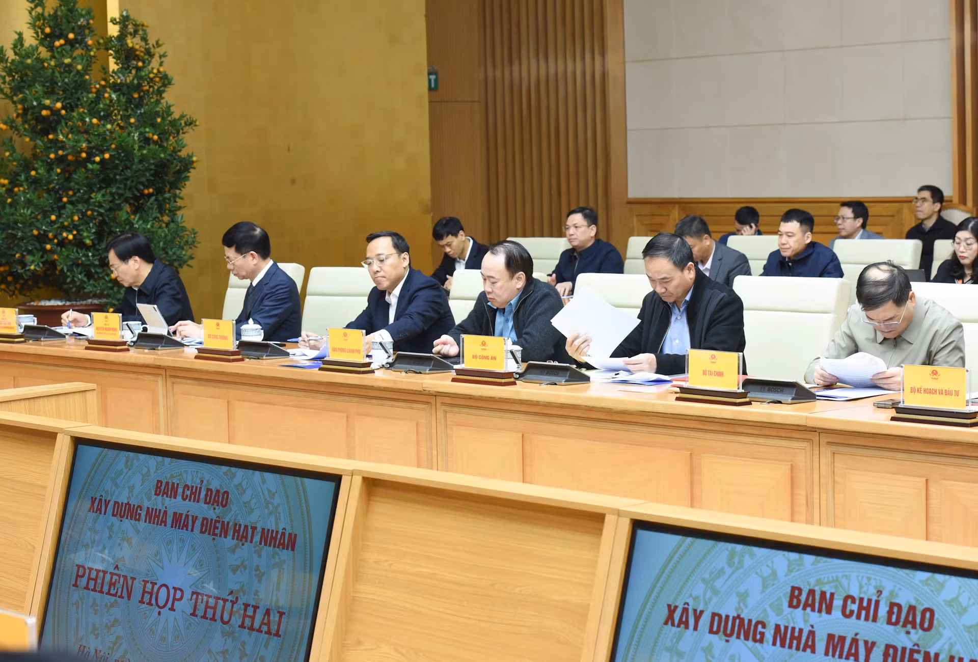 与会代表。