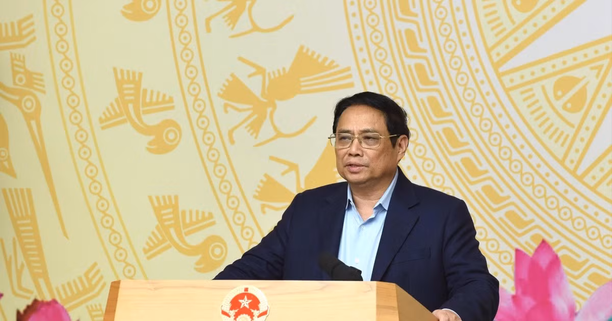 越南政府总理范明政主持召开国家数字化转型委员会第五次会议。