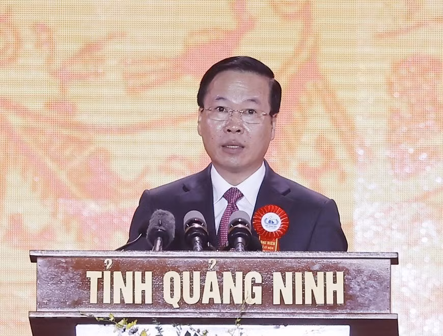 越南国家主席武文赏在广宁省成立60周年纪念典礼上发表讲话。（图片来源：越通社）