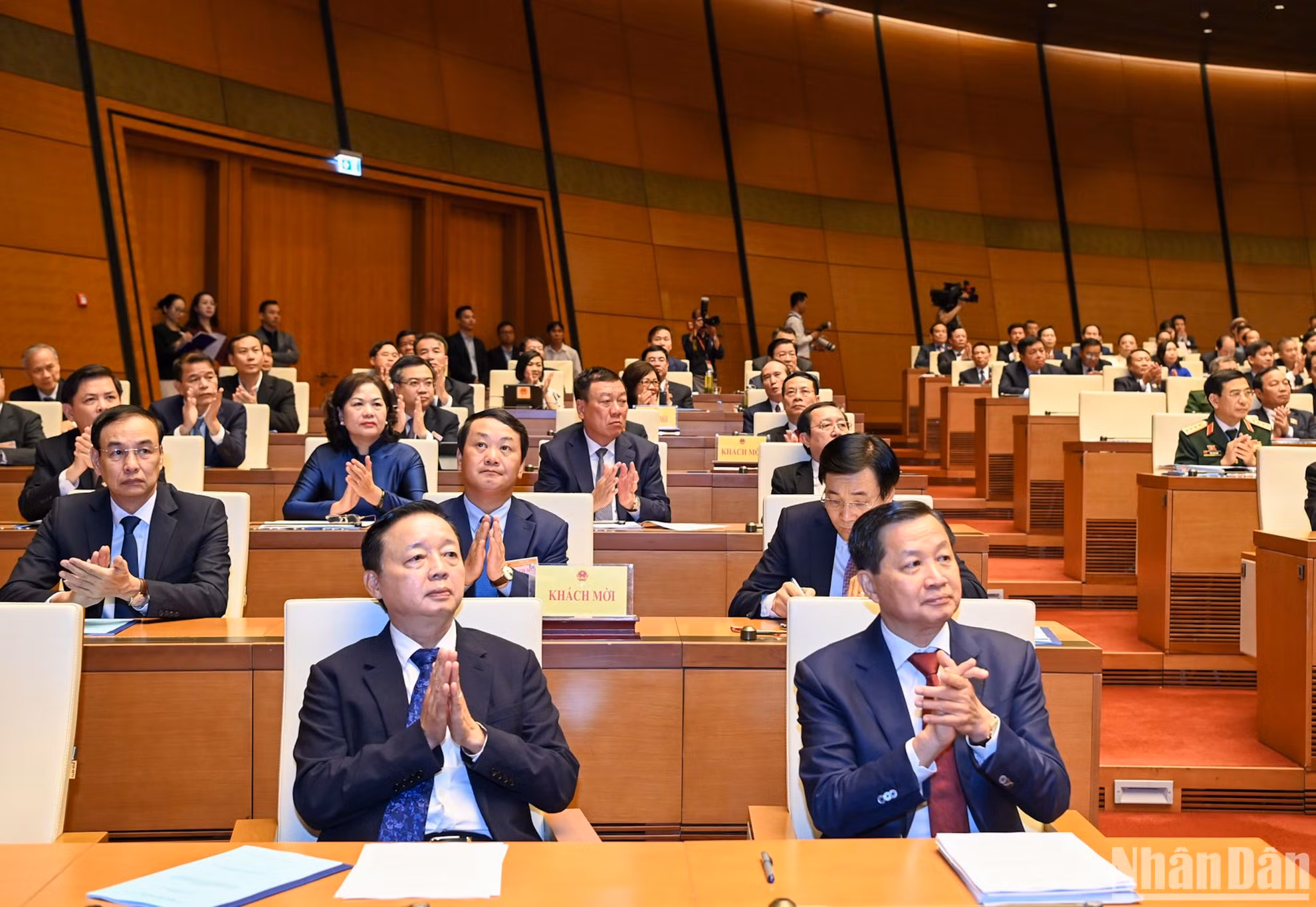 与会代表。