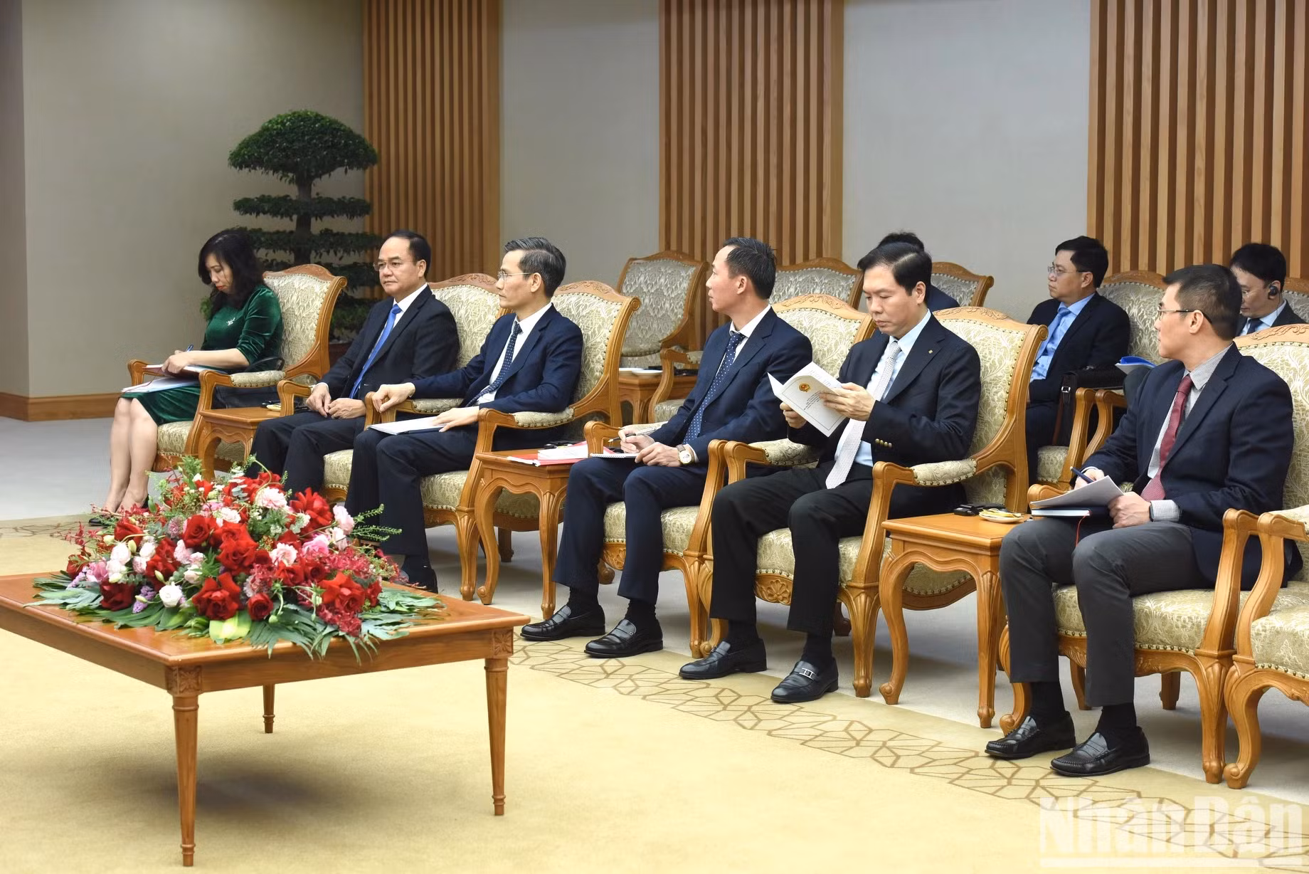 越南政府各部委、行业代表一同出席。