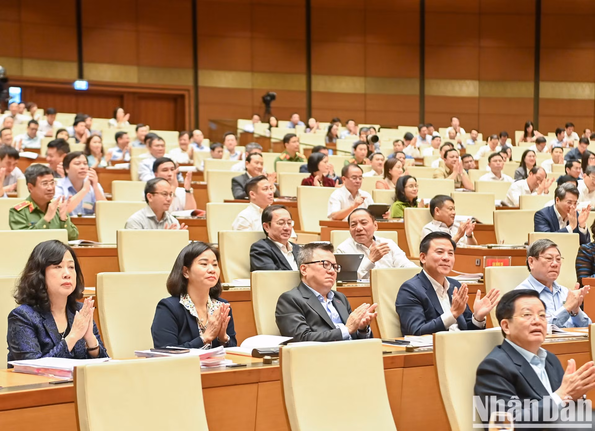与会代表。