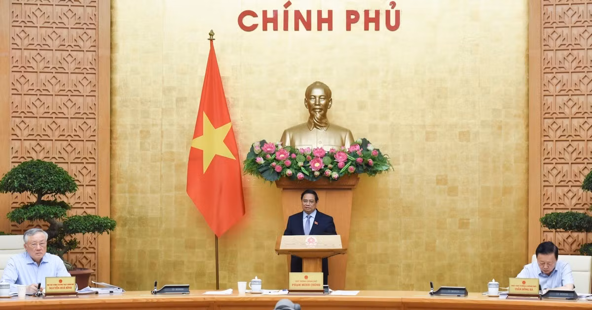 越南政府总理范明正主持2025年4月政府例行会议【组图】