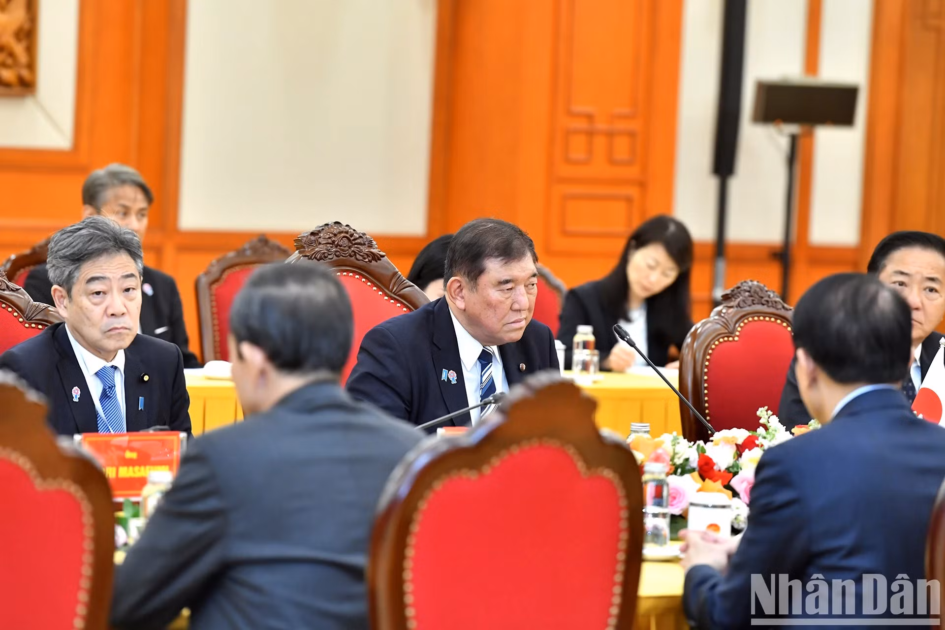 日本首相石破茂发表讲话。