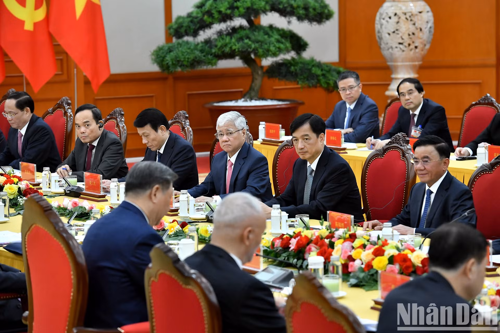 出席会谈的各位代表。