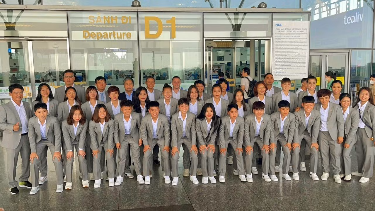 越南国家女足队合影。（图片来源：青年报）