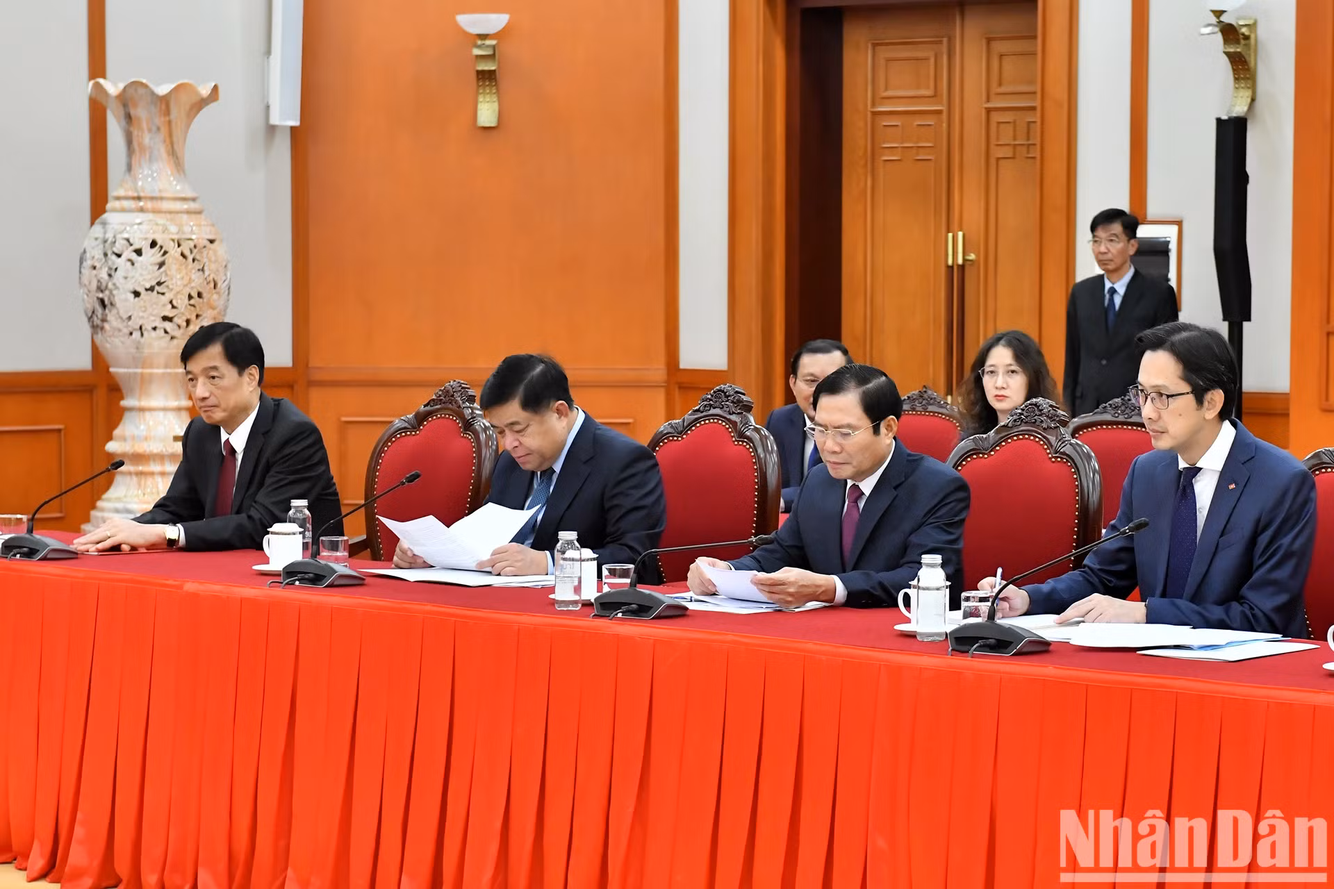 与会代表。