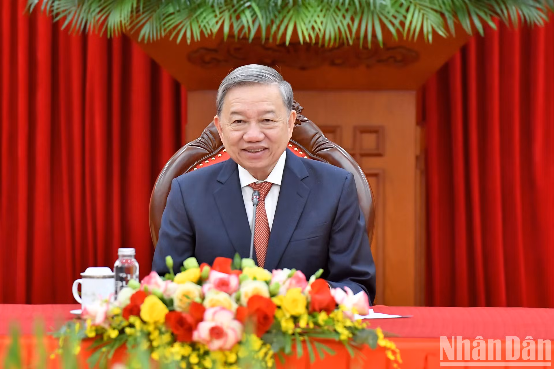 越共中央总书记苏林与美国新任总统特朗普通电话。