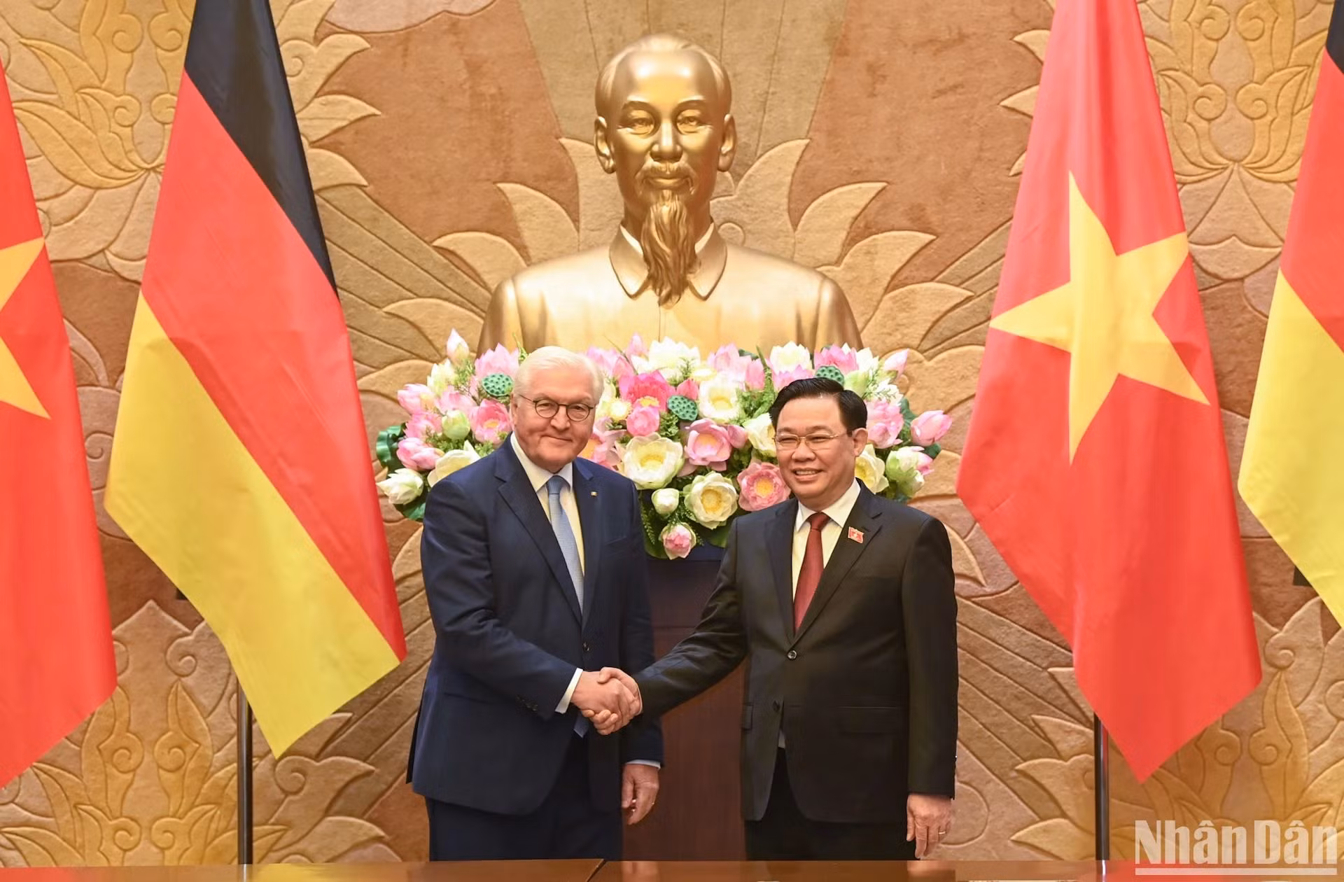 越南国会主席王廷惠与德国总统施泰因迈尔。