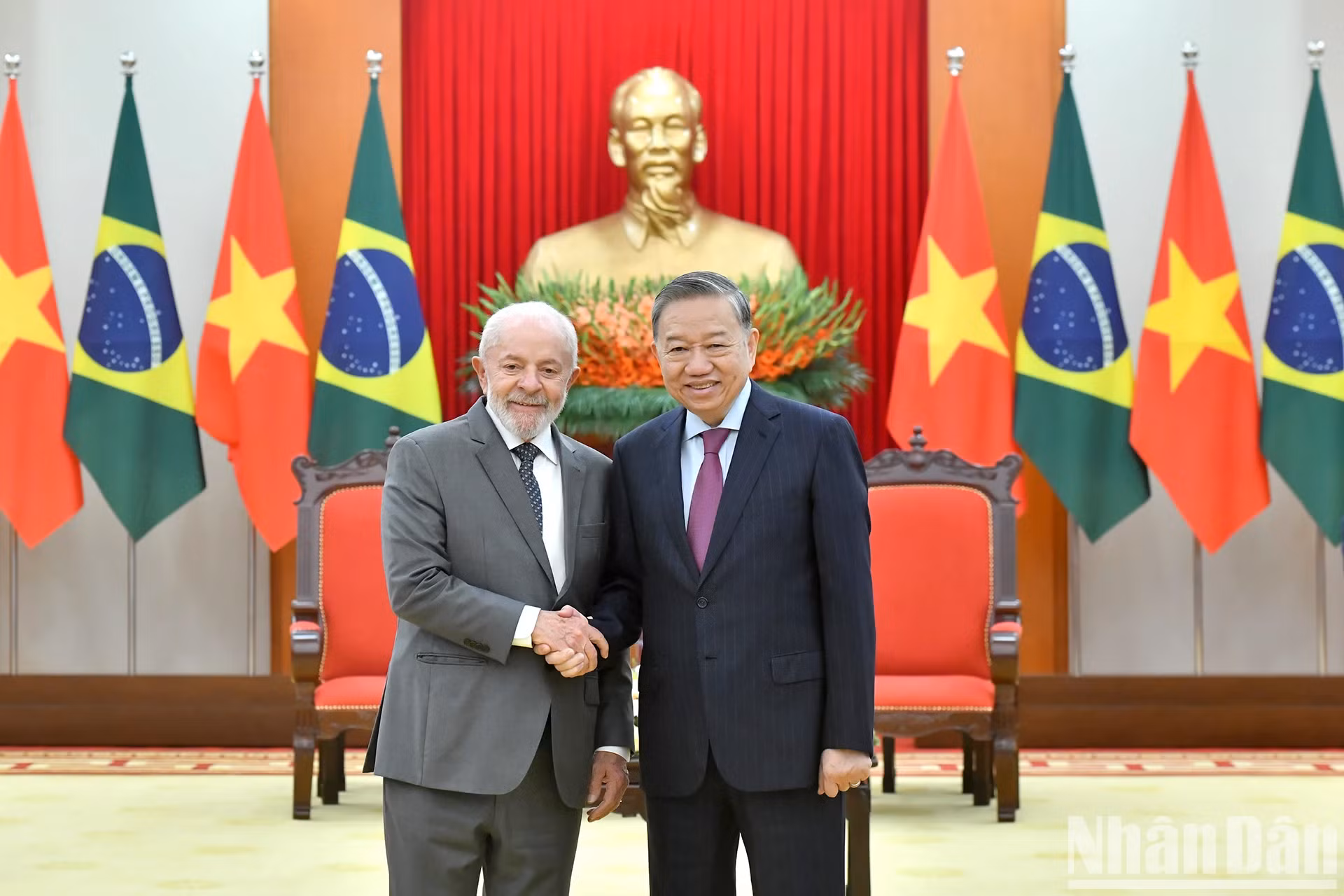 越共中央总书记苏林与巴西总统卢拉·达席尔瓦。