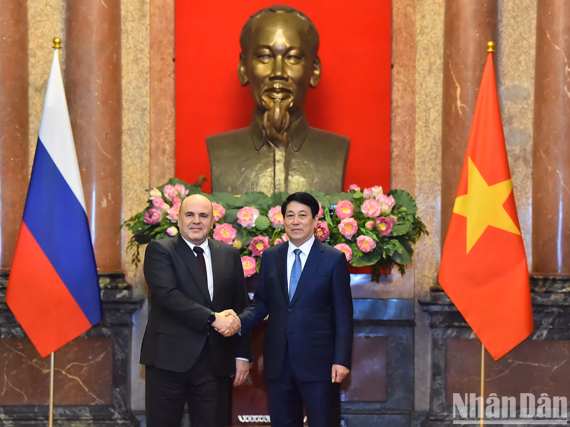 越南国家主席梁强会见俄罗斯联邦总理米舒斯京【组图】