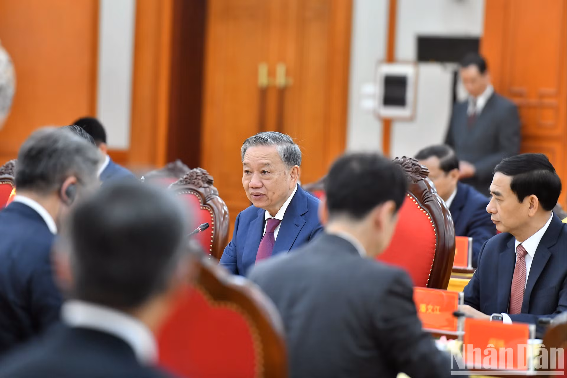越共中央总书记、国家主席苏林在会见中发表讲话。