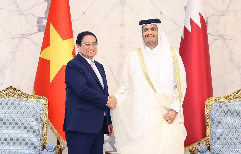越南政府总理范明正与卡塔尔首相穆罕默德·本·阿卜杜拉赫曼·阿勒萨尼。
