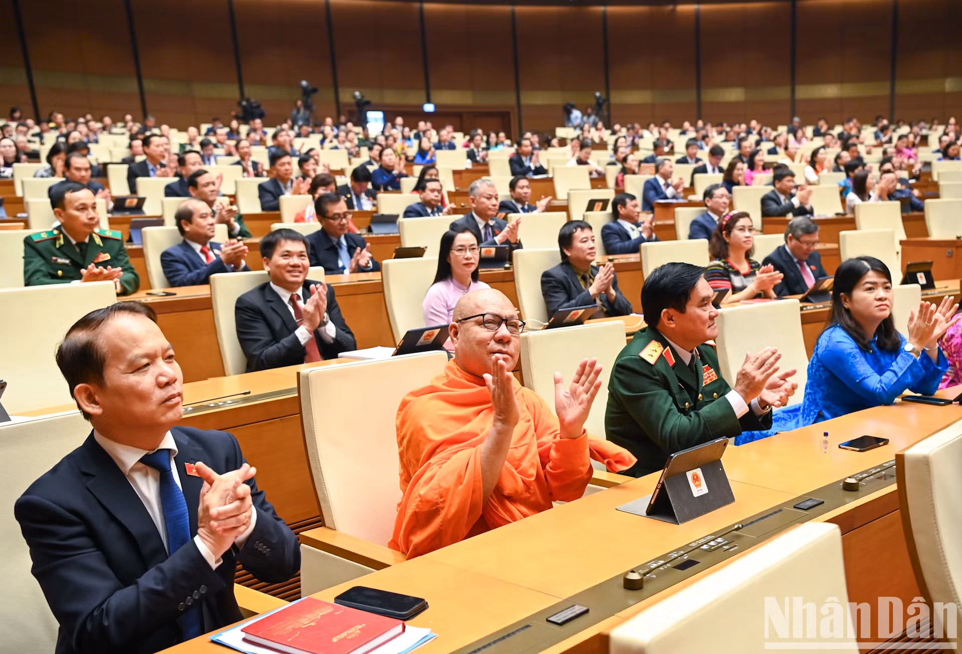 与会代表。