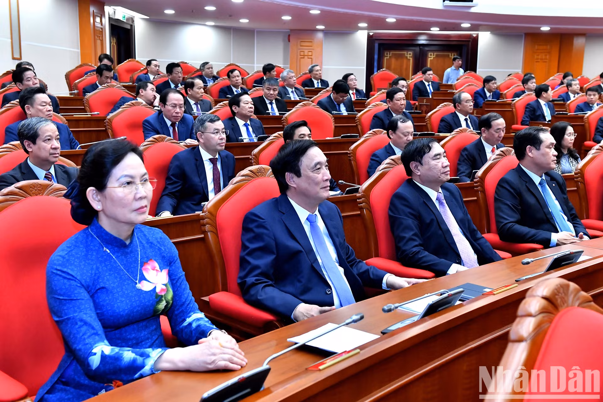 与会代表。