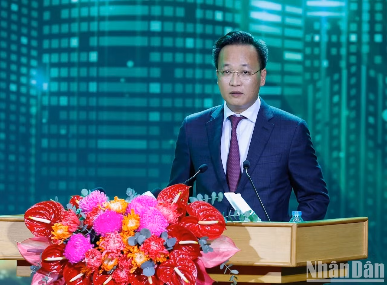兴安省委书记阮有义致辞。