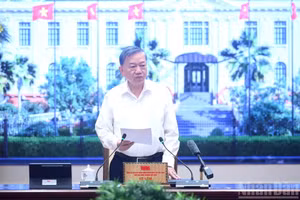 越共中央总书记、国家主席苏林在工作会议发表讲话。