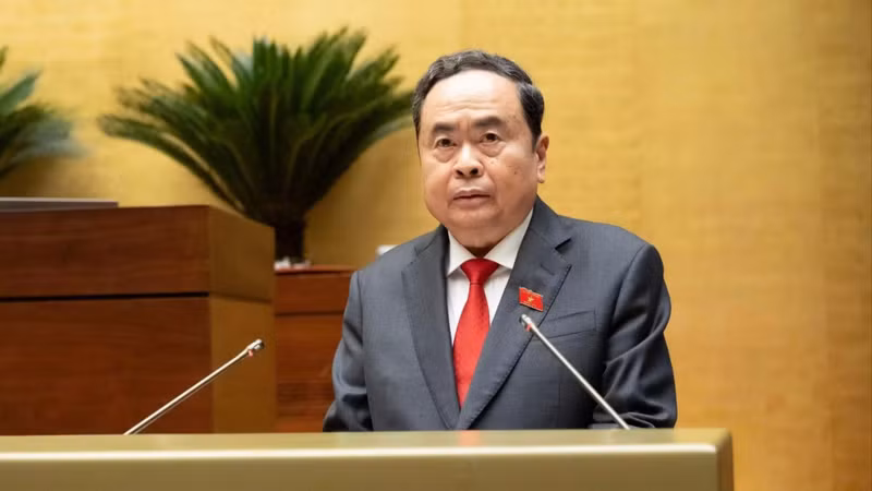 国会主席陈青敏主持会议。