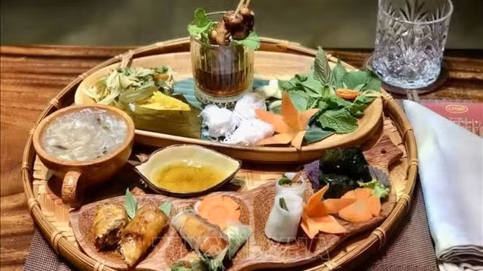 越南旅游推介特色美食与民族文化。（图片来源：越通社）
