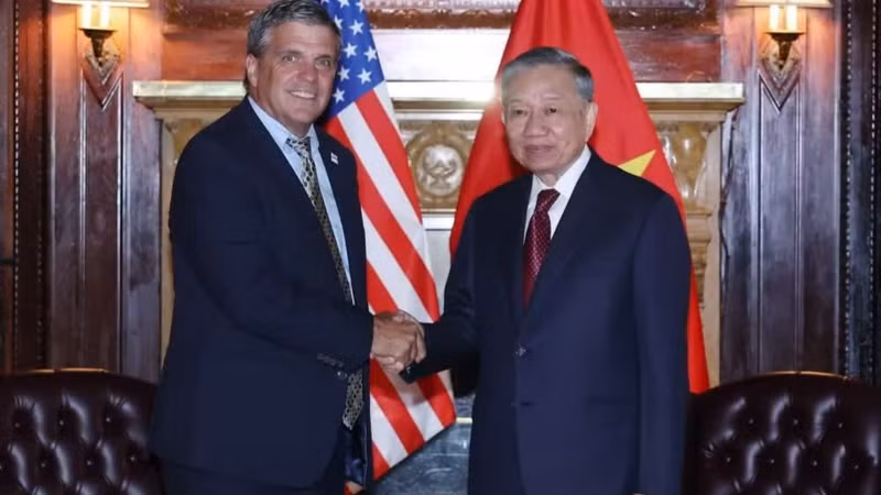 越共中央总书记、国家主席苏林会见美国贸易发展署代理署长哈迪。（图片来源：越通社）